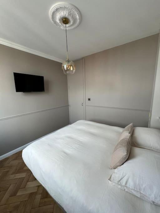 Bel Appartement Climatise En Plein Coeur De ليل المظهر الخارجي الصورة